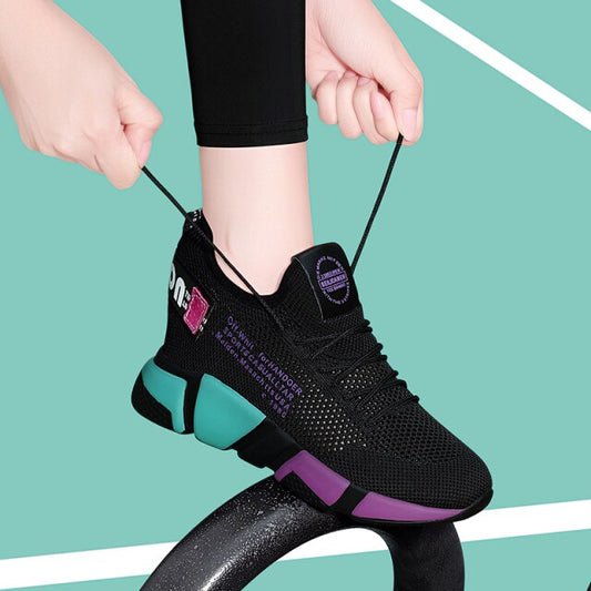 Zapatillas transpirables para correr, fondo plano